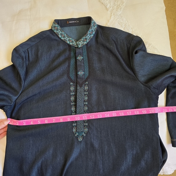 Men's Turquoise/Dark Blue Junaid Jamshed Kurta with Embroidered Collar- Small - Picture 12 of 13